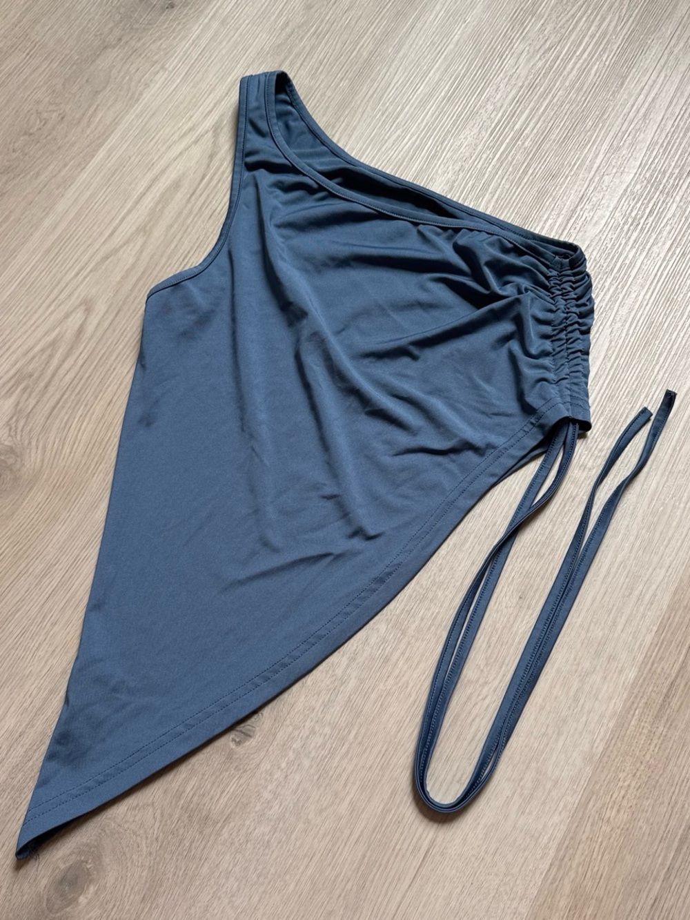 Princess Polly One-Shoulder Asymmetric Crop Top in Slate Blue